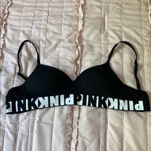 Victoria’s Secret Sports Bra Push Up